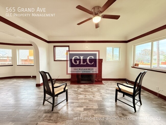 Photo - 565 Grand Ave