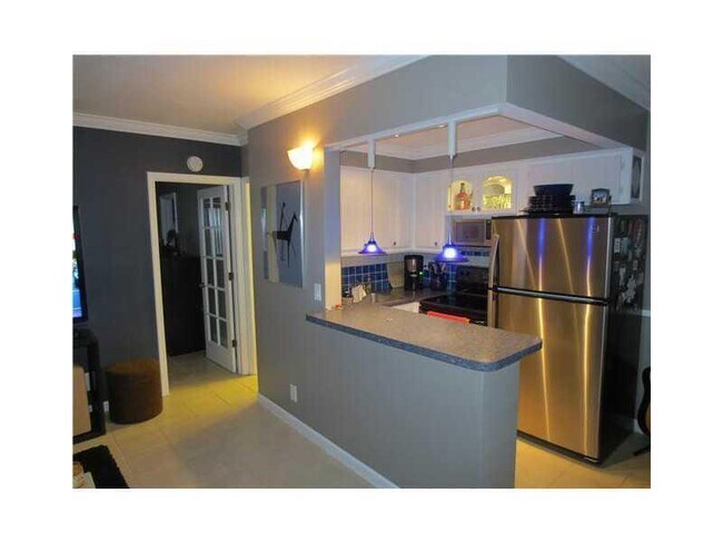 Photo - 1100 NE 9th Ave Unit 103