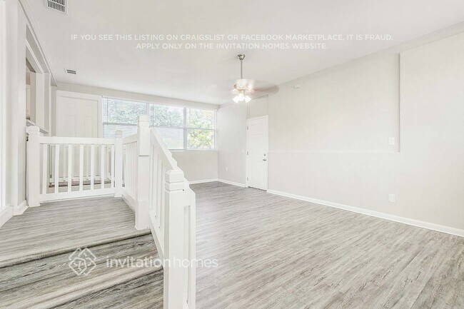 Photo - 2459 Mercer Cir S