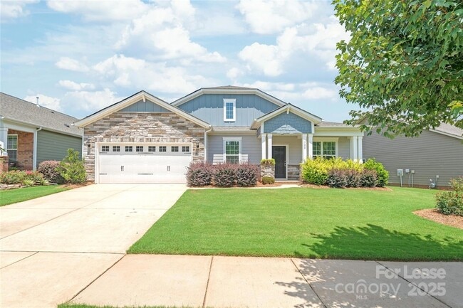 Building Photo - 720 Wood Lily Dr Rental