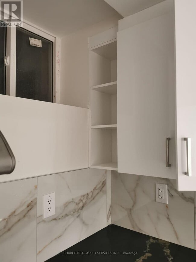 Photo - 85 Maddybeth Crescent