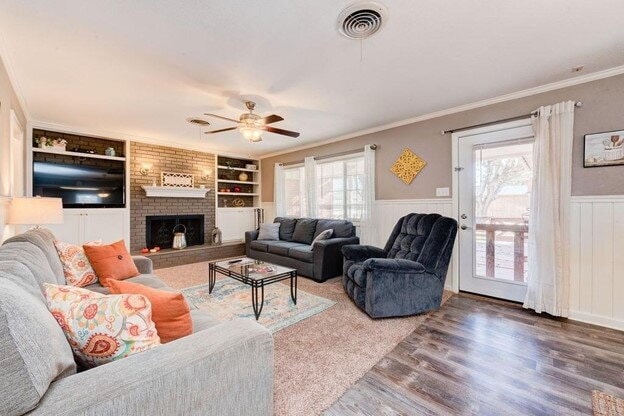Photo - Spacious 3 Bed, 2.5 Bath Home — Pre-Leasing Now!