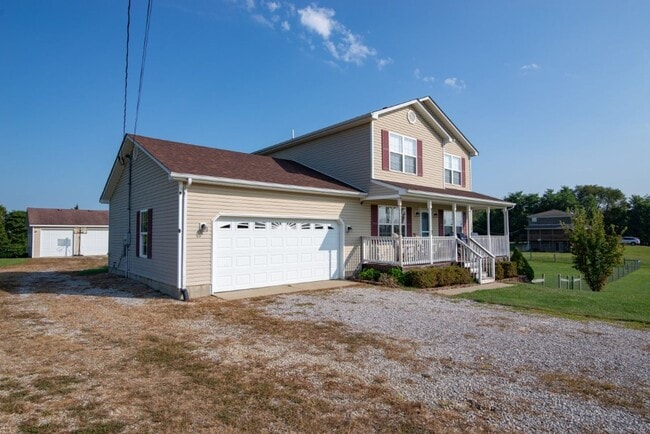 Photo - 650 Farmington Dr