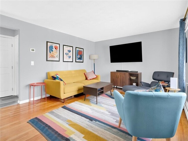 Photo - 32 Hamlin Ave