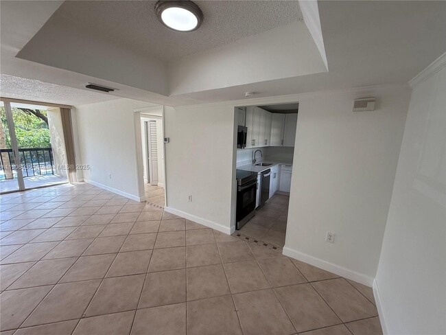 Photo - 10875 SW 112th Ave Unit 208