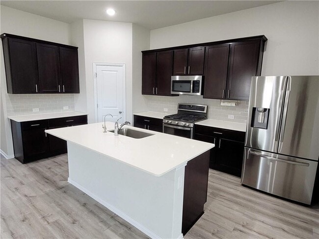 Photo - 300 Bright Star Ln