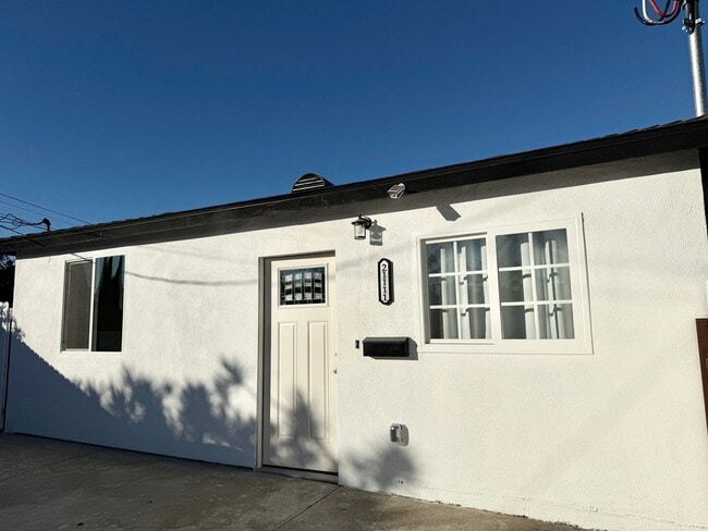 Building Photo - Dalton Unit 2111 Halldale