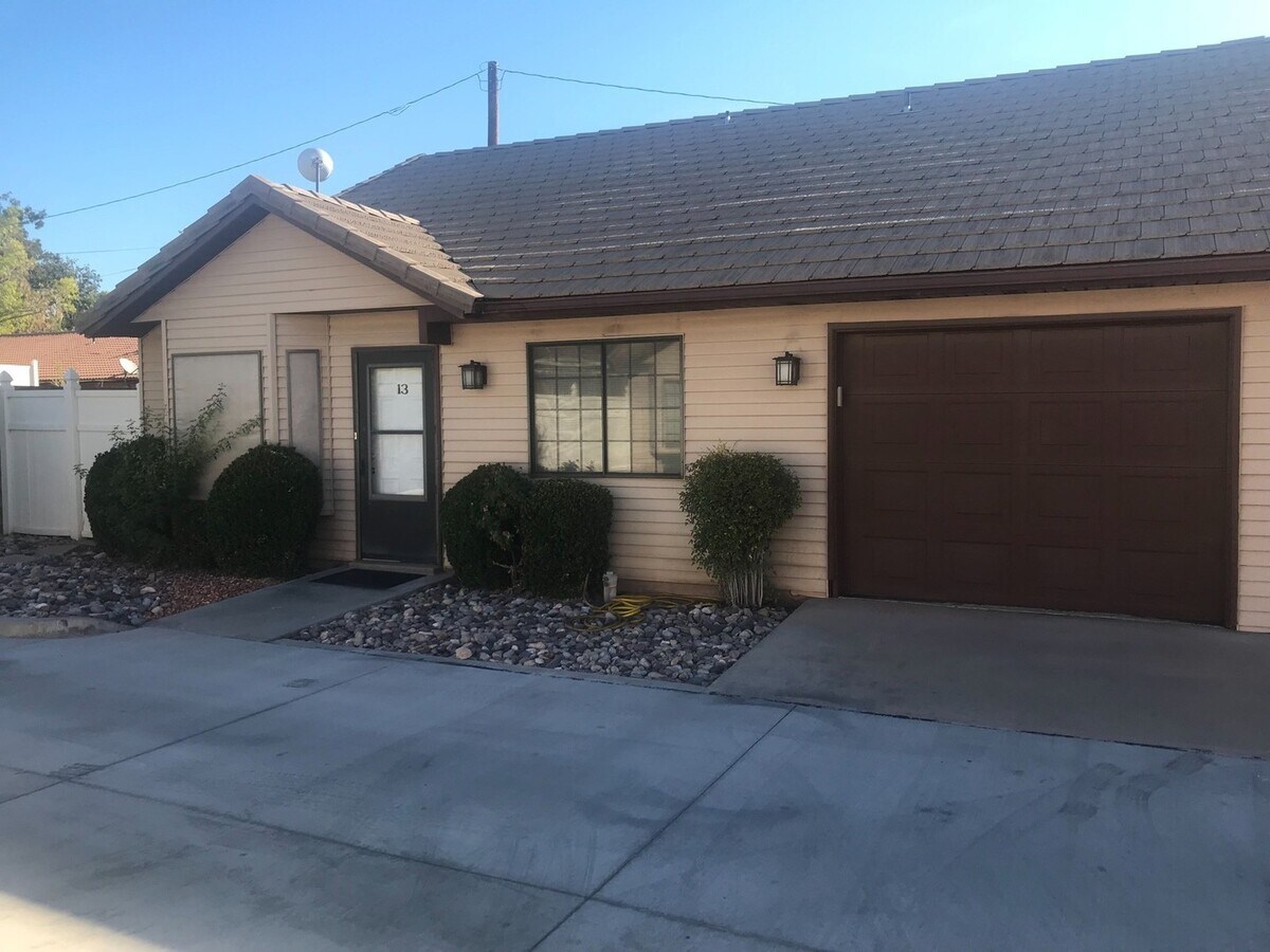 2 Bedroom downtown - 2 Bedroom downtown