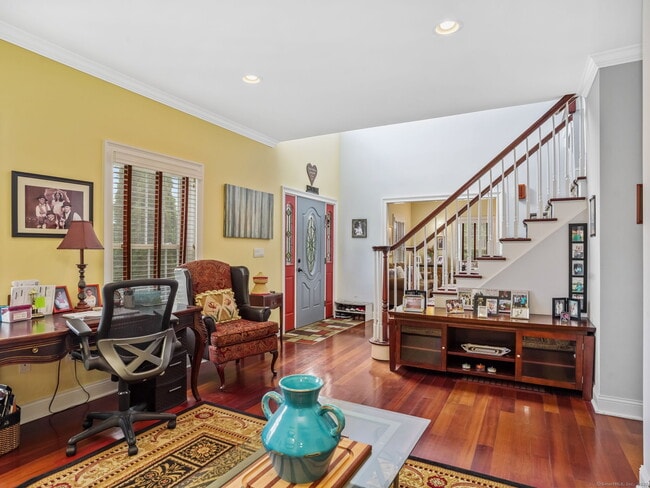 Photo - 56 Barholm Ave