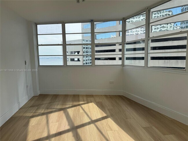 Photo - 999 Brickell Bay Dr Unit 801