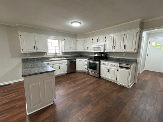 Photo - 19 Grove Ave