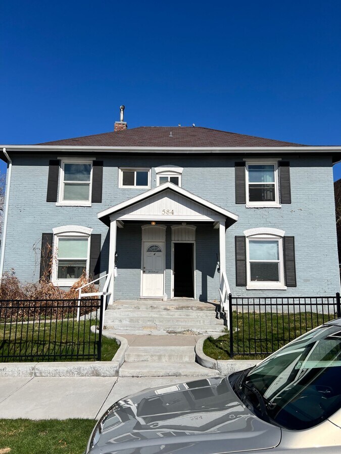 584 W. Clark Street - 584 W. Clark Street