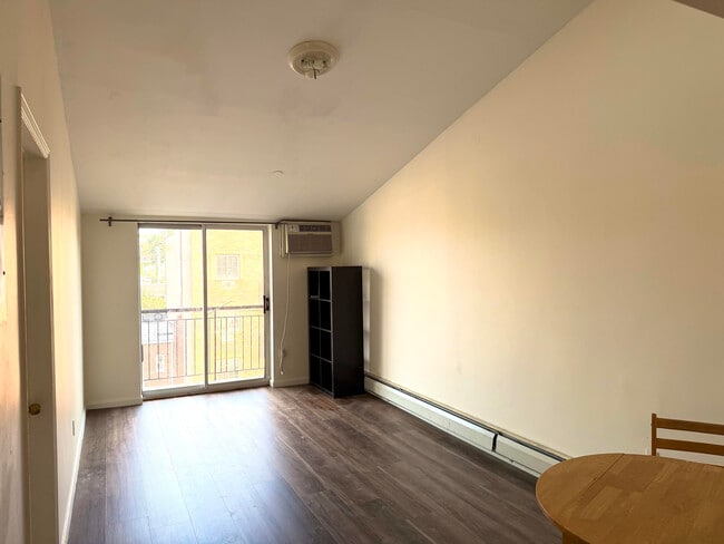 85-46 67th Ave Unit Beaubourg