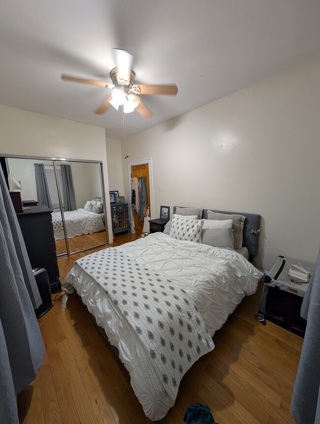 8 Starr Ln