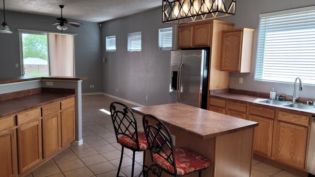 Photo - 2224 Mayapan Rd SE