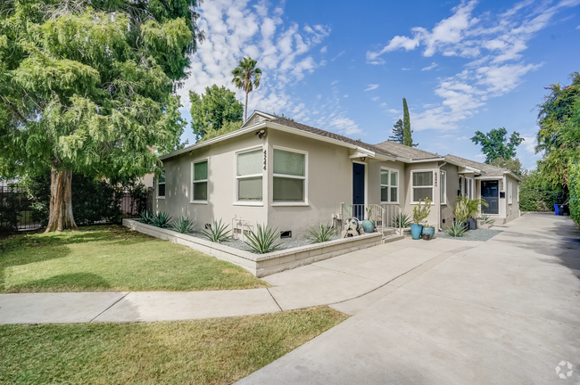 Building Photo - 4246 Tujunga Ave Unit 4244 Rental