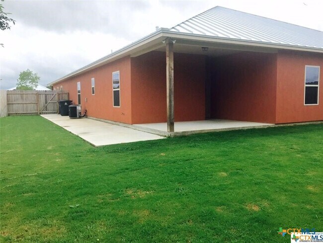 Photo - 1014 Tripp Ln