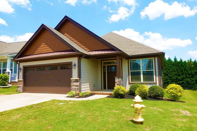 Photo - 153 Bur Oak Dr