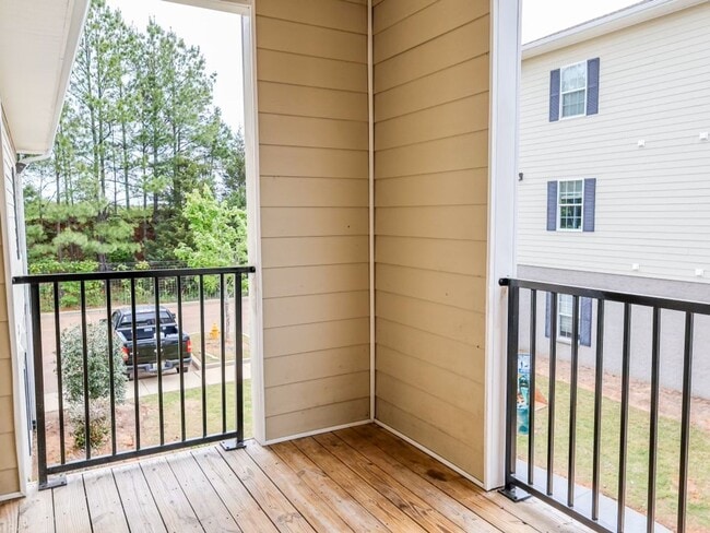 Photo - 3BD/3BA For Rent In Bluffs East Unit 307