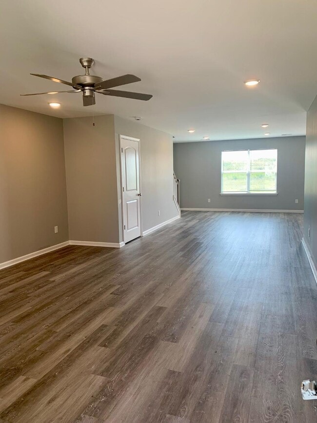 Photo - 2444 Feathersound Wy