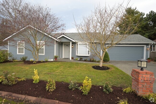 Building Photo - Charming 3 Bed, 2 Bath Home in Summer Bree...