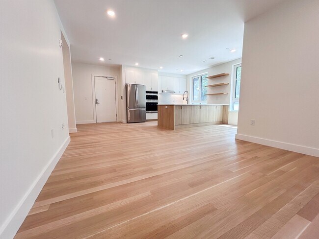 Photo - 213 Harvard St Unidad 3