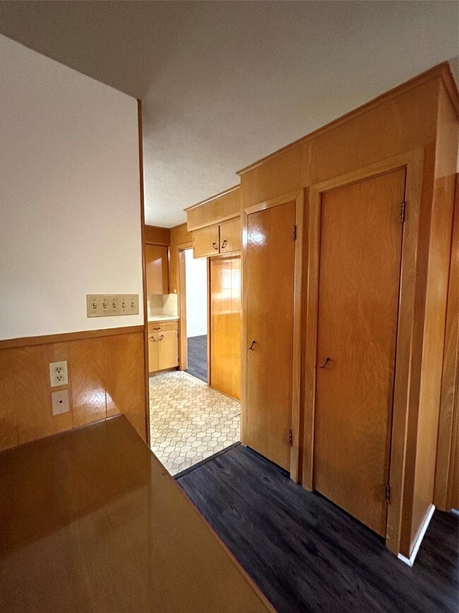 Photo - 1902 Gillette St