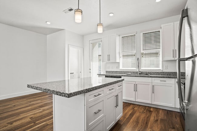 Aero Luxury Townhomes