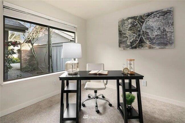 Photo - 185 142nd Pl NE