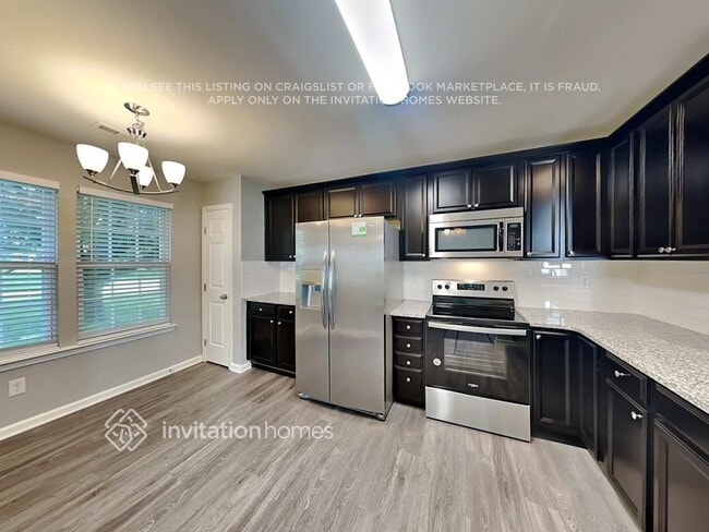 Photo - 6311 Trevor Simpson Dr