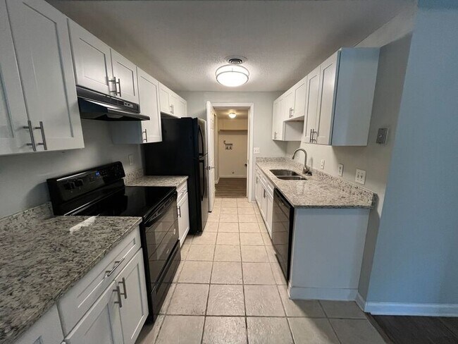 Photo - 1320 Ely Rd Unit B