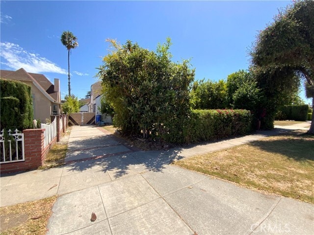 Photo - 122 E Linda Vista Ave