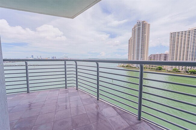 Photo - 335 S Biscayne Blvd Unit 1009