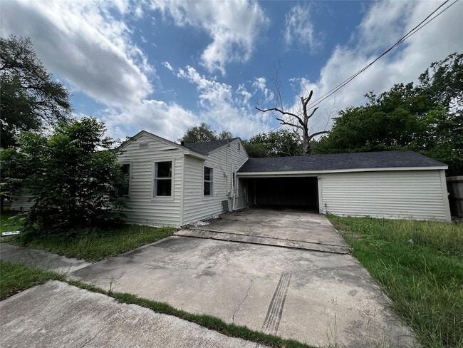 Photo - 1805 E North St