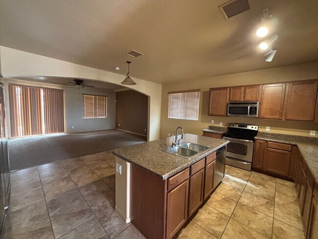 Photo - 5558 Wilder Dr