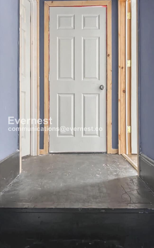 Photo - 10110 Parkgate Ave