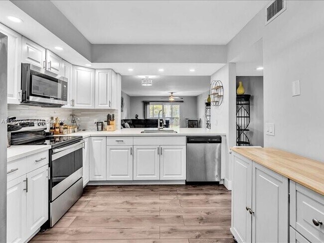 Photo - 12500 SW 5th Ct Unit 208M