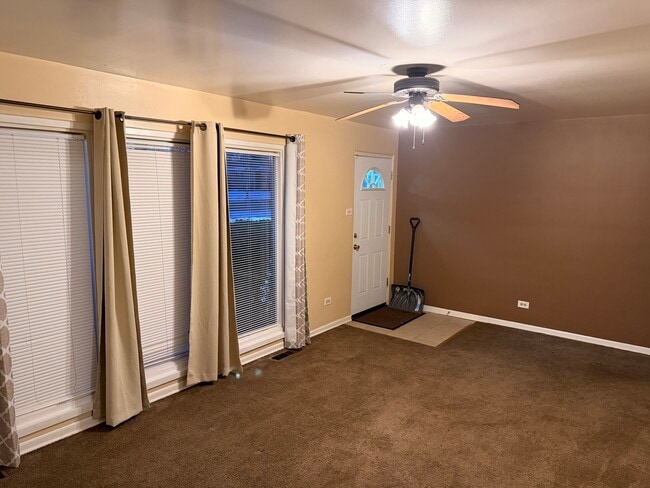 Photo - 1367 Burnham Ave