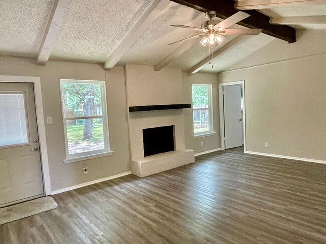 Photo - 13504 Lois Ln
