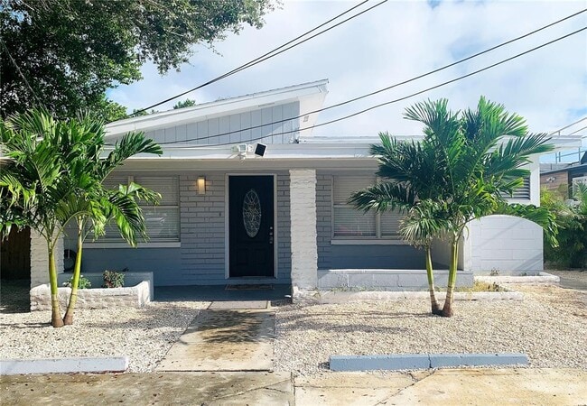 Building Photo - 3805 W Leona St