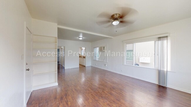 Photo - 21 E Walnut St