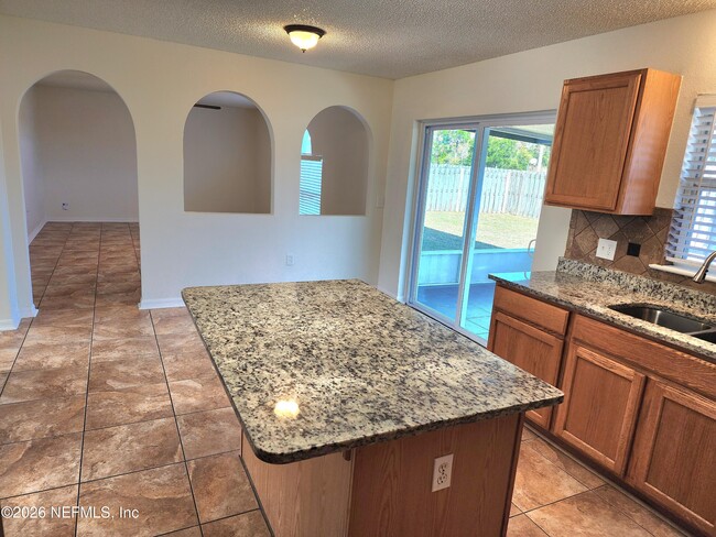 Photo - 7147 High Bluff Rd
