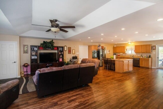 Photo - 2888 Pine Ridge Dr