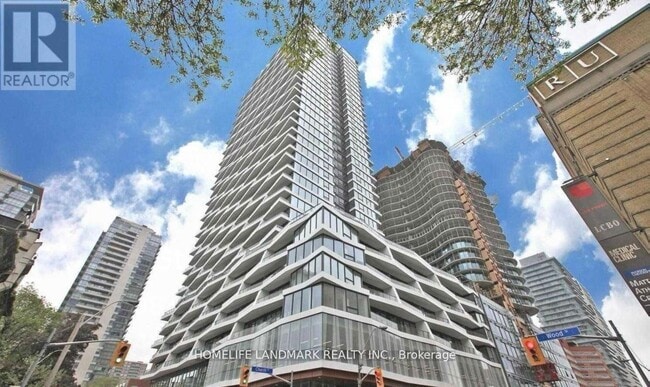 Building Photo - 85 Wood St Unit 815