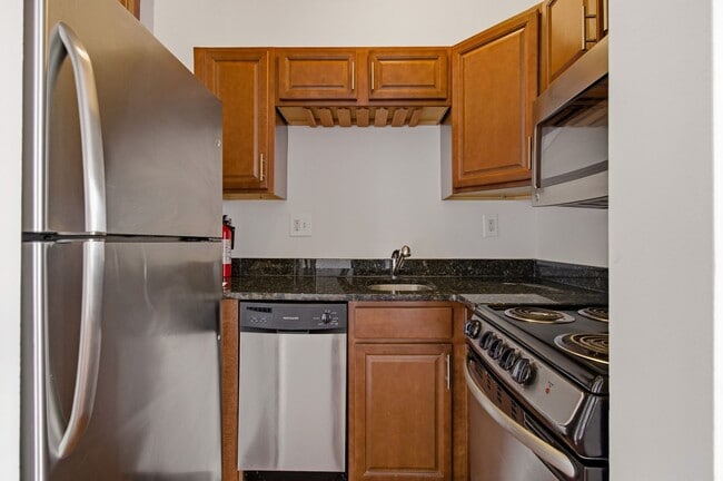 Photo - Dupont Circle Studio Apartment W/Roof Top & Front Desk Available Now!