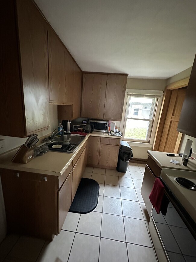 Photo - 3 Bed 1 Bath close to UWEC! Available June...
