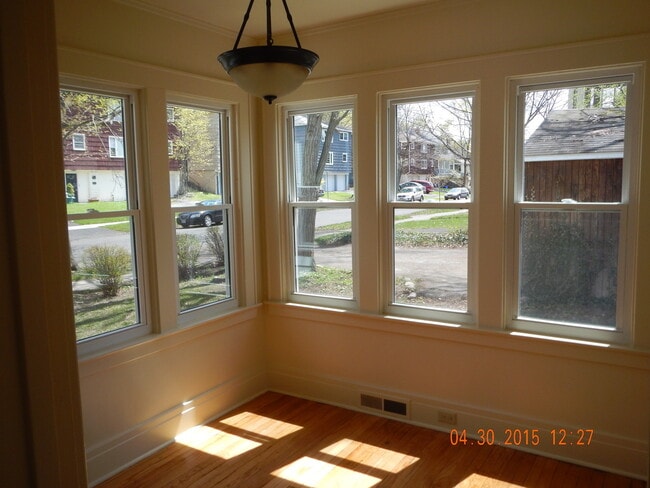 Photo - 210 Clarke St