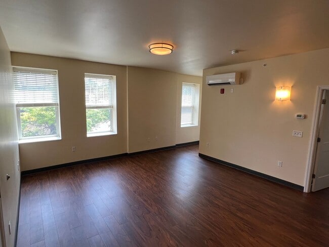 Photo - Eisenberg Apartments Unidad 202