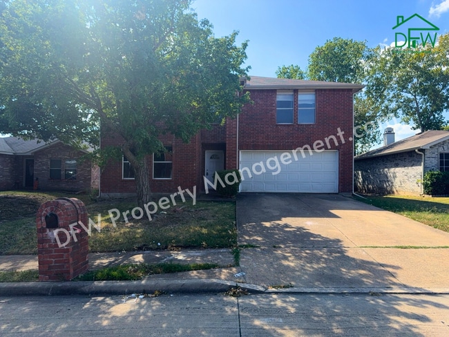 Building Photo - Spacious 5-Bedroom Home for Lease with Fireplace & 2-Car Garage in Mesquite!