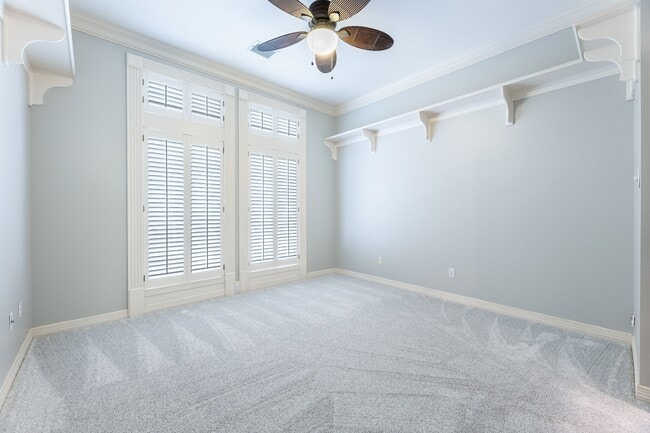 Photo - 10 Acorn Cluster Ct